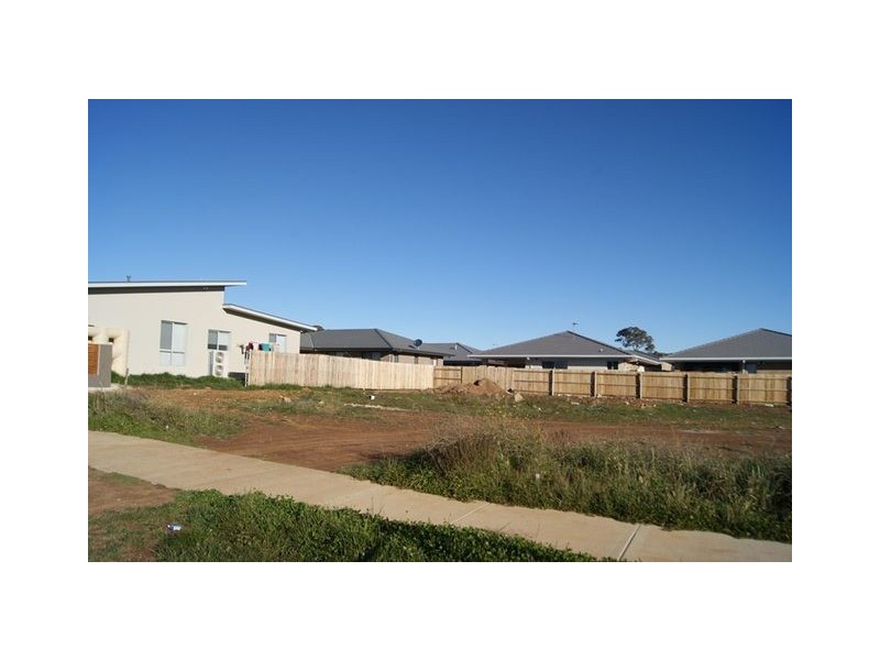 26 Vandyke Street, Crace ACT 2911