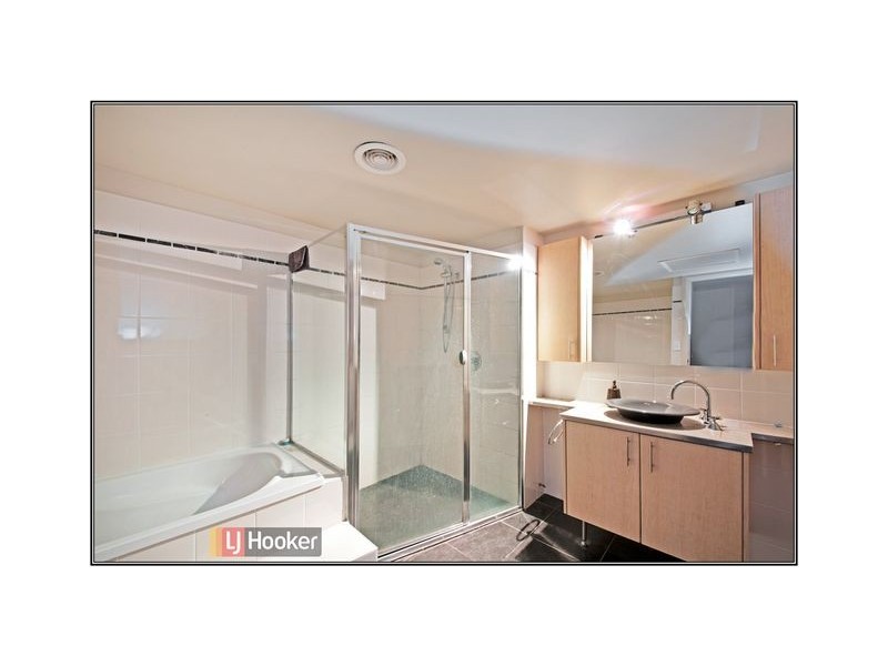 17/2-4 Leichhardt Street, Griffith ACT 2603