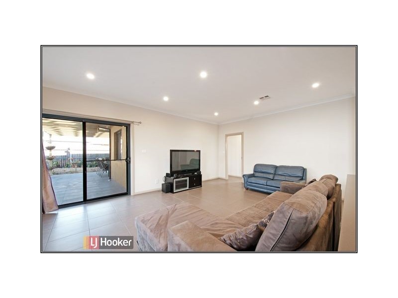 4 Pildappa Street, Harrison ACT 2914
