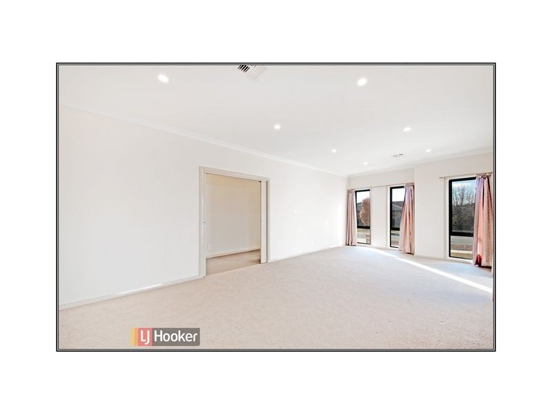 4 Pildappa Street, Harrison ACT 2914