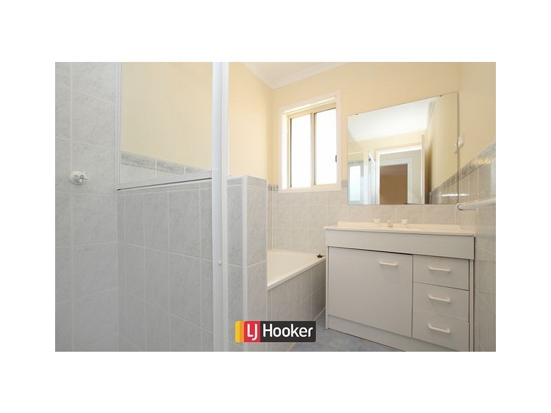 1/8 Biddell Place, Nicholls ACT 2913