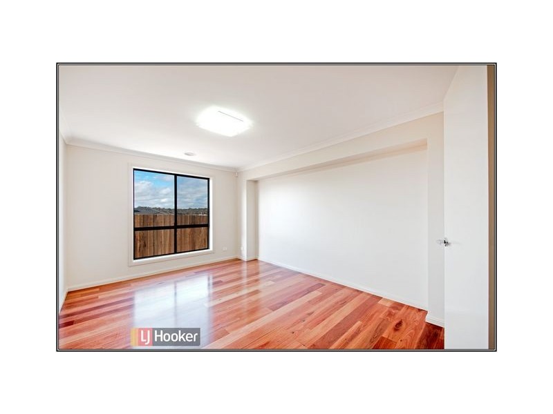 8 Pearl Gibbs Street, Bonner ACT 2914