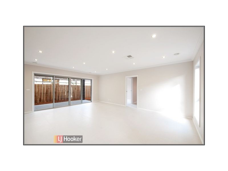 92 Hibberd Street, Forde ACT 2914