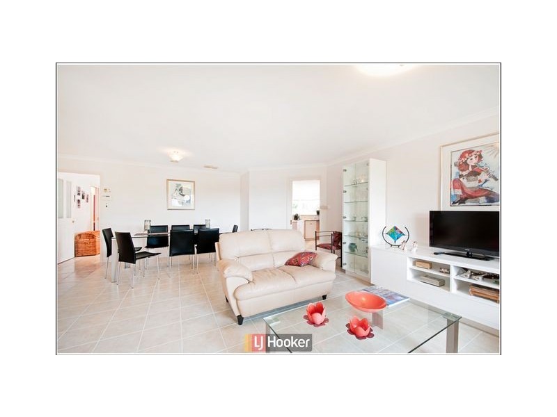2 Wanderer Court, Amaroo ACT 2914