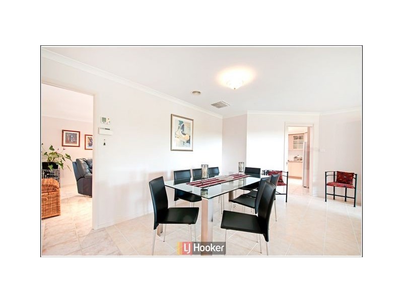 2 Wanderer Court, Amaroo ACT 2914