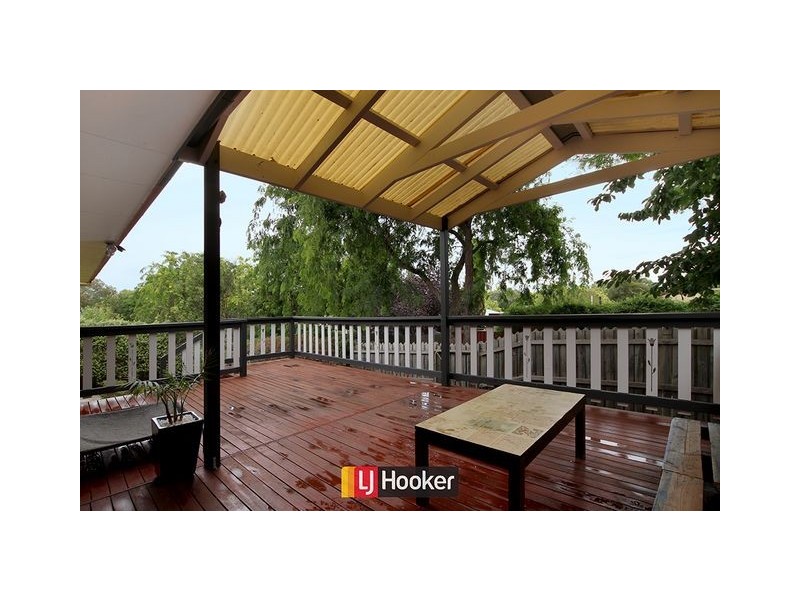 7 Tom Place, Charnwood ACT 2615