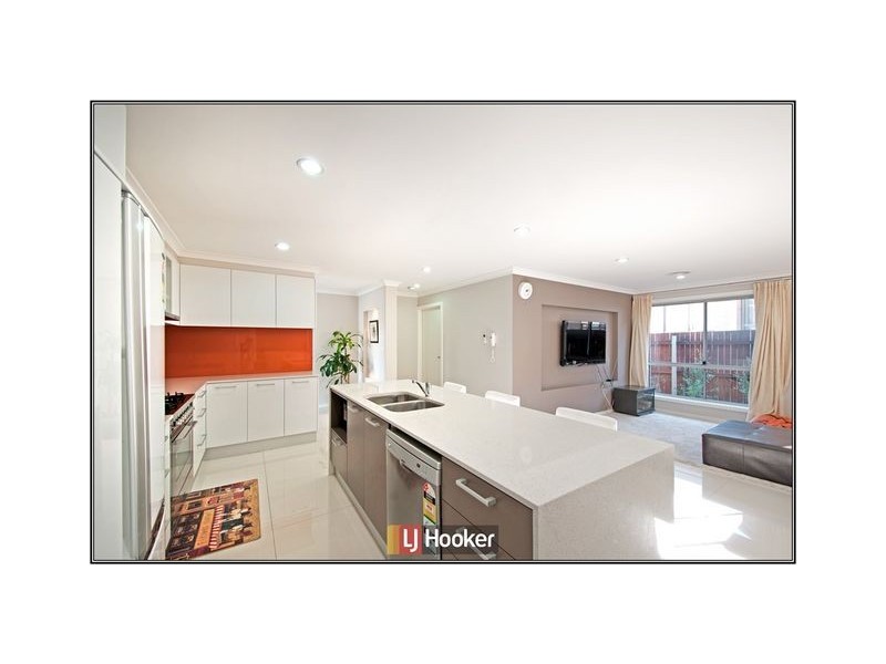 33 Louisa Briggs Circuit, Bonner ACT 2914