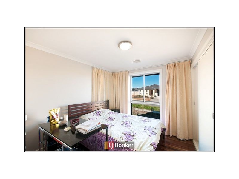 33 Louisa Briggs Circuit, Bonner ACT 2914