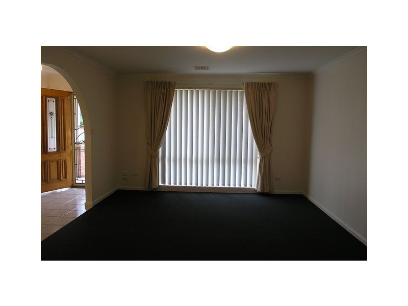 36 Forest Drive, Jerrabomberra NSW 2619