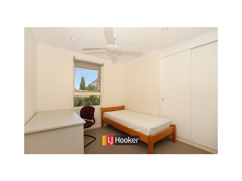 10 Macadam Street, Page ACT 2614