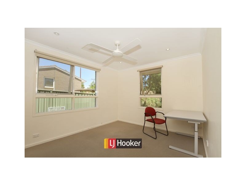 10 Macadam Street, Page ACT 2614