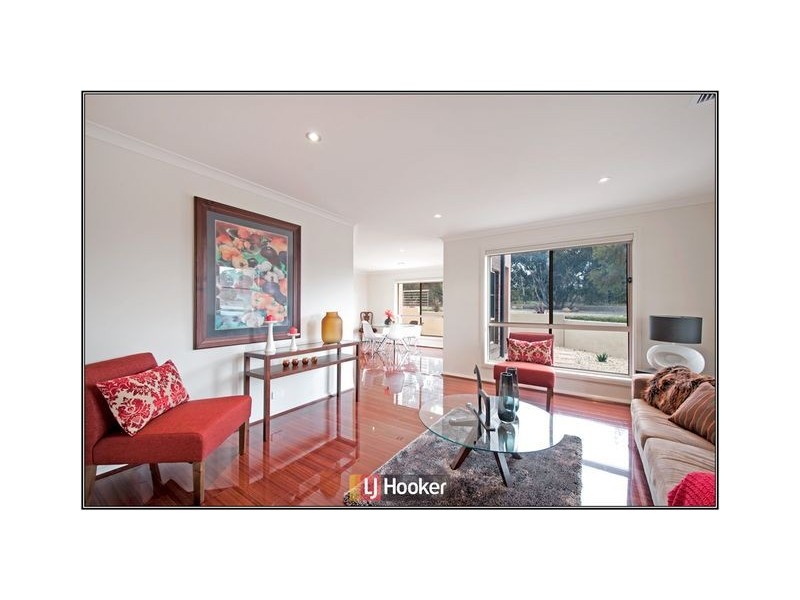 2 Rubeo Street, Forde ACT 2914