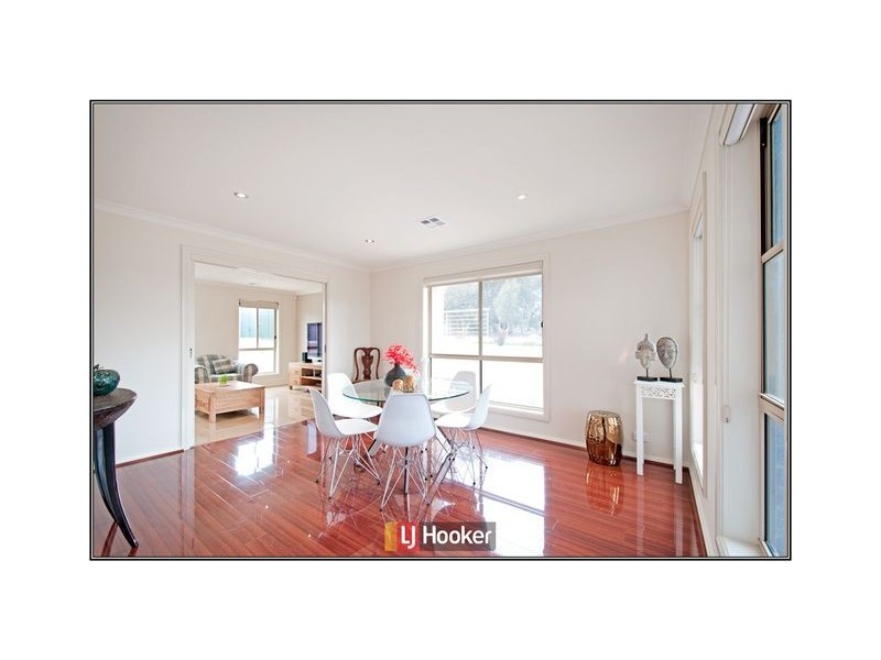 2 Rubeo Street, Forde ACT 2914