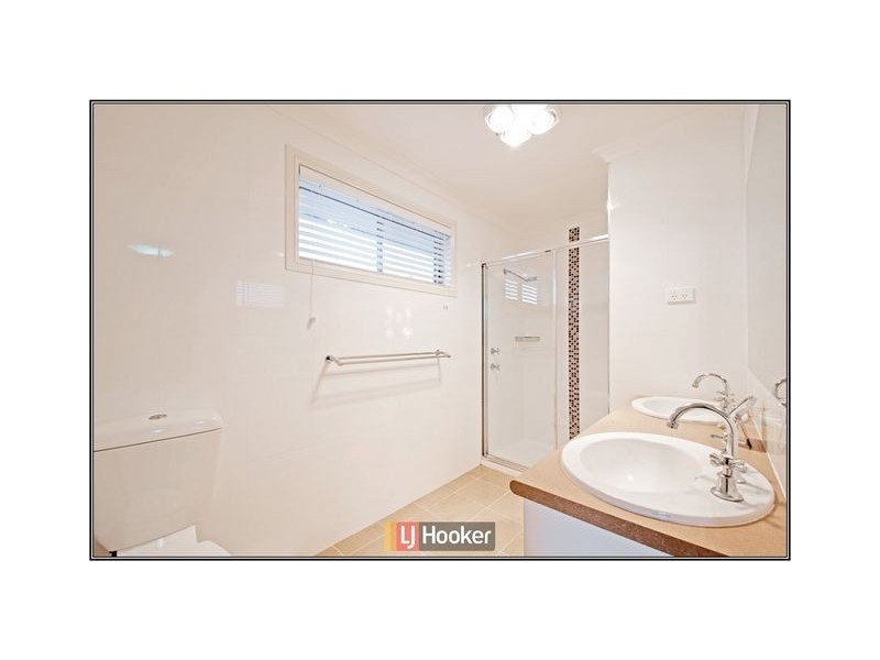 2 Rubeo Street, Forde ACT 2914