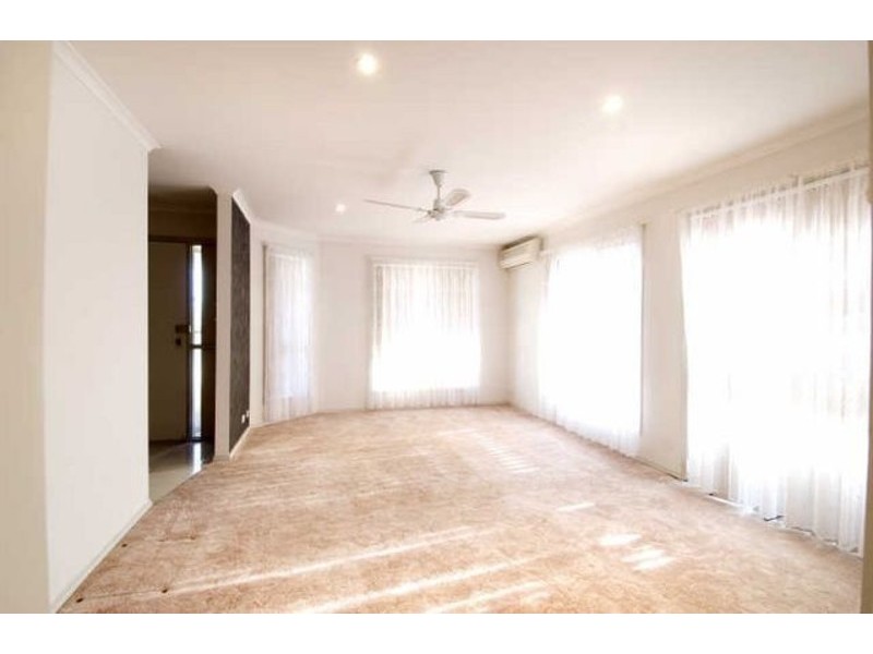 17 Warabin Crescent, Ngunnawal ACT 2913