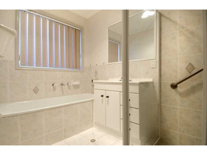 17 Warabin Crescent, Ngunnawal ACT 2913