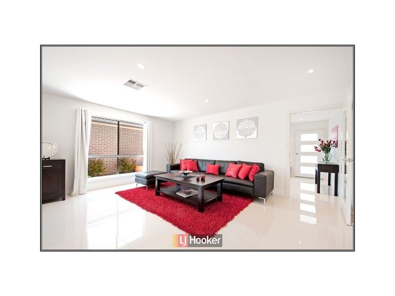 9 Winchester Street, Casey ACT 2913