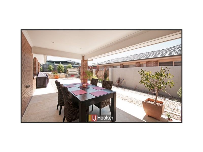 9 Winchester Street, Casey ACT 2913