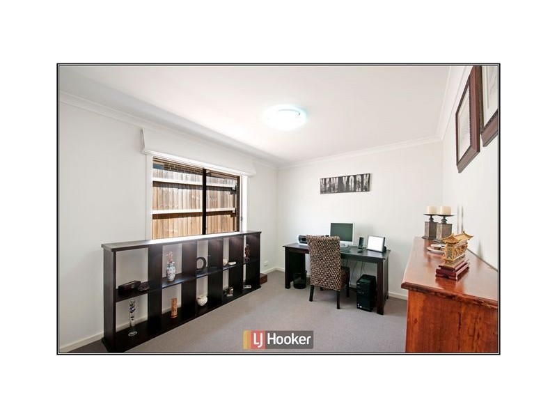 9 Winchester Street, Casey ACT 2913