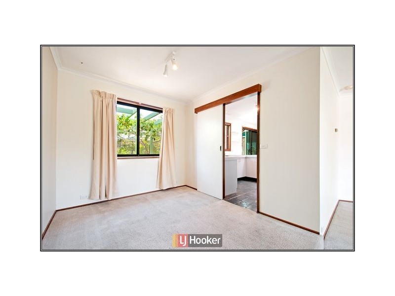 16 Whittell Crescent, Florey ACT 2615