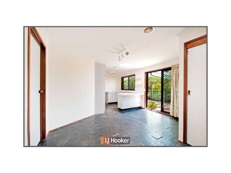 16 Whittell Crescent, Florey ACT 2615