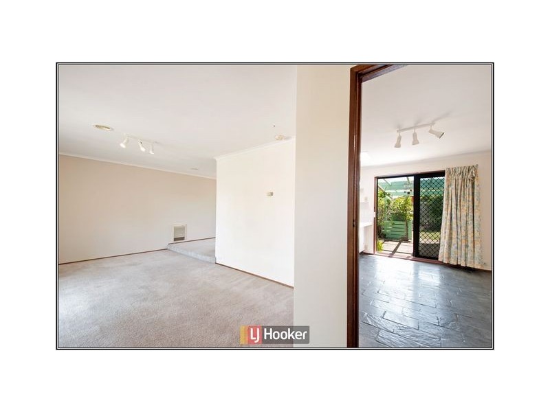 16 Whittell Crescent, Florey ACT 2615