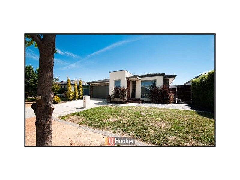 26 Charlotte Barton Street, Franklin ACT 2913