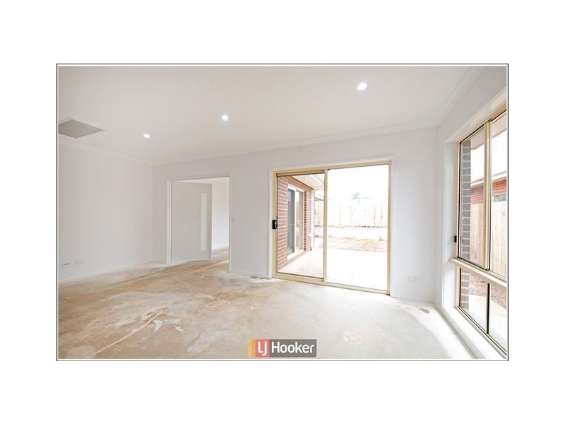 40 Adventure Street, Harrison ACT 2914