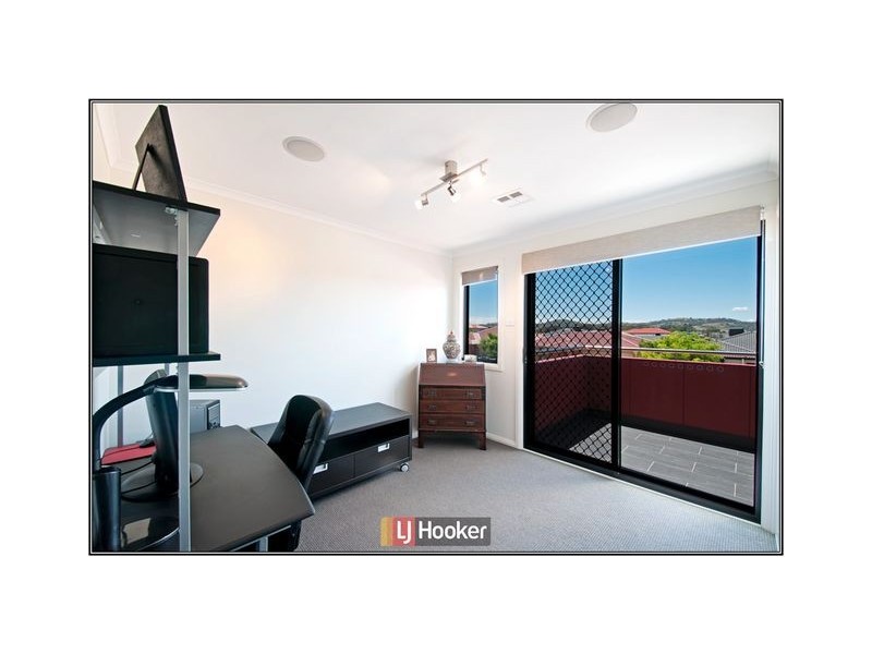 4 Charlotte Barton Street, Franklin ACT 2913