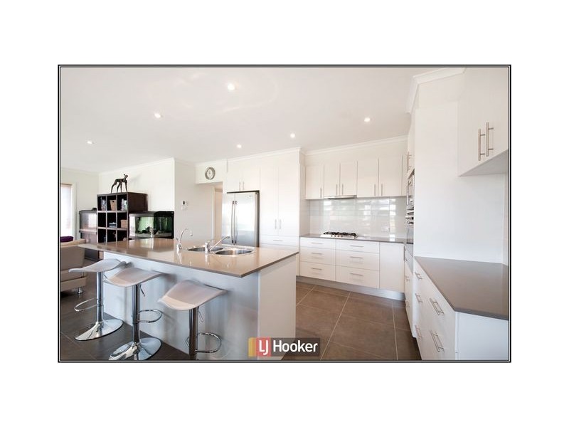 4 Charlotte Barton Street, Franklin ACT 2913