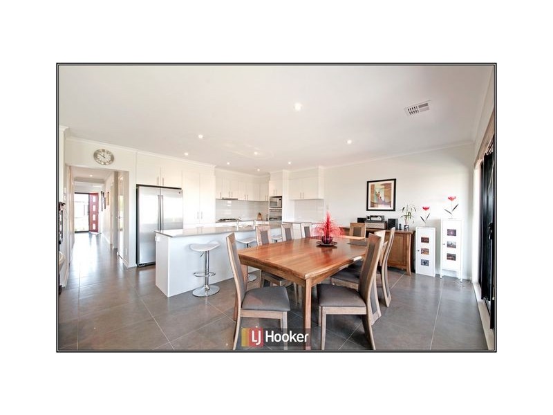 4 Charlotte Barton Street, Franklin ACT 2913