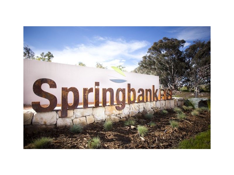 9 Annie Douglas Street, Casey ACT 2913