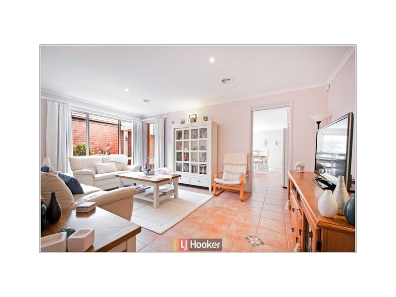 52 Wanderer Court, Amaroo ACT 2914