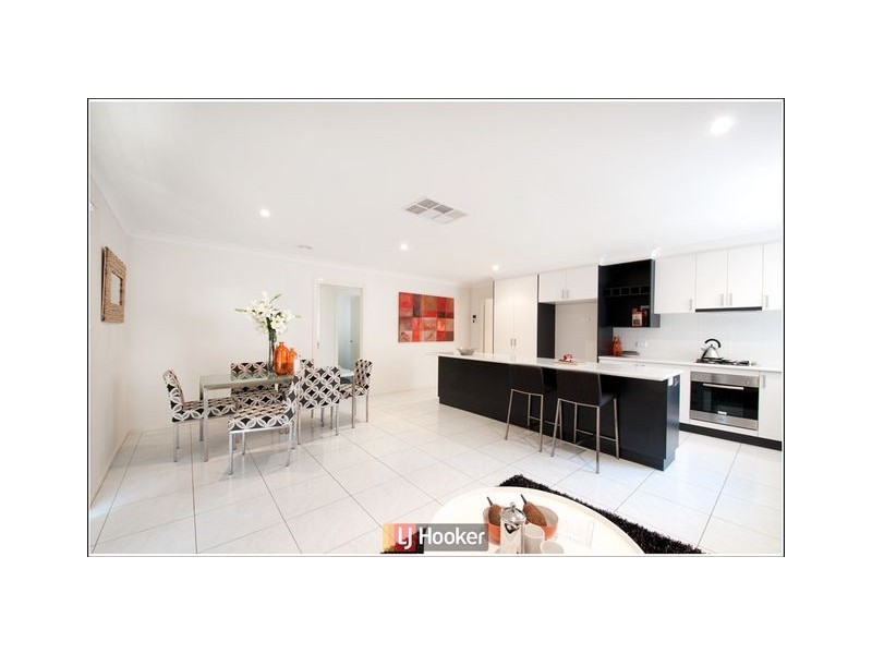 5 Charlotte Barton Street, Franklin ACT 2913