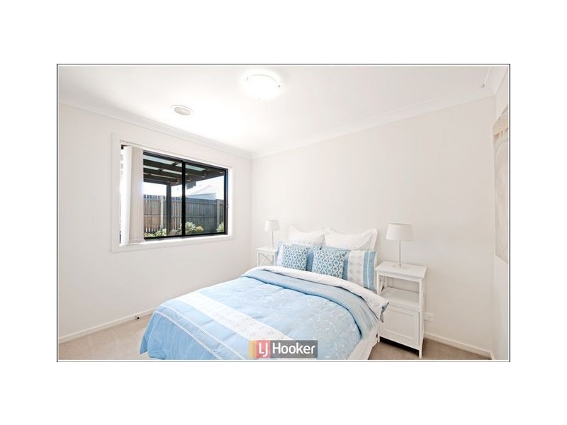 5 Charlotte Barton Street, Franklin ACT 2913