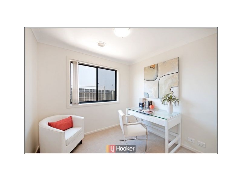 5 Charlotte Barton Street, Franklin ACT 2913