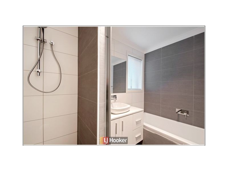 27 Turbayne Crescent, Forde ACT 2914