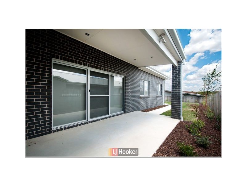 27 Turbayne Crescent, Forde ACT 2914