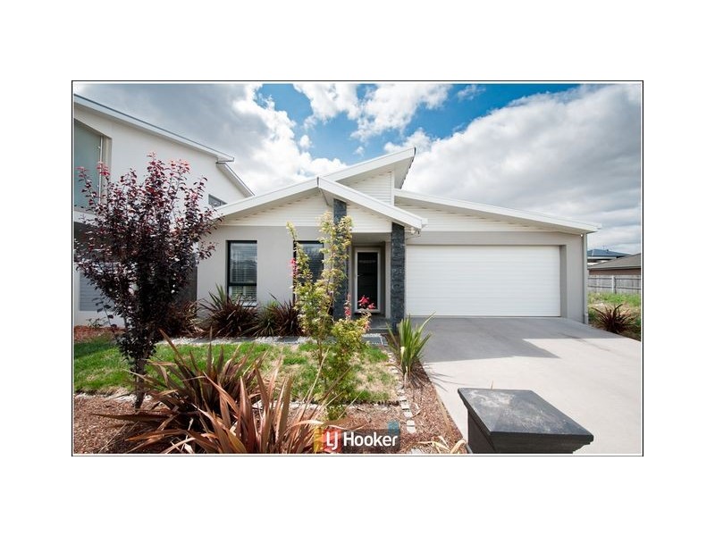 13 Leslie Dwyer Street, Forde ACT 2914