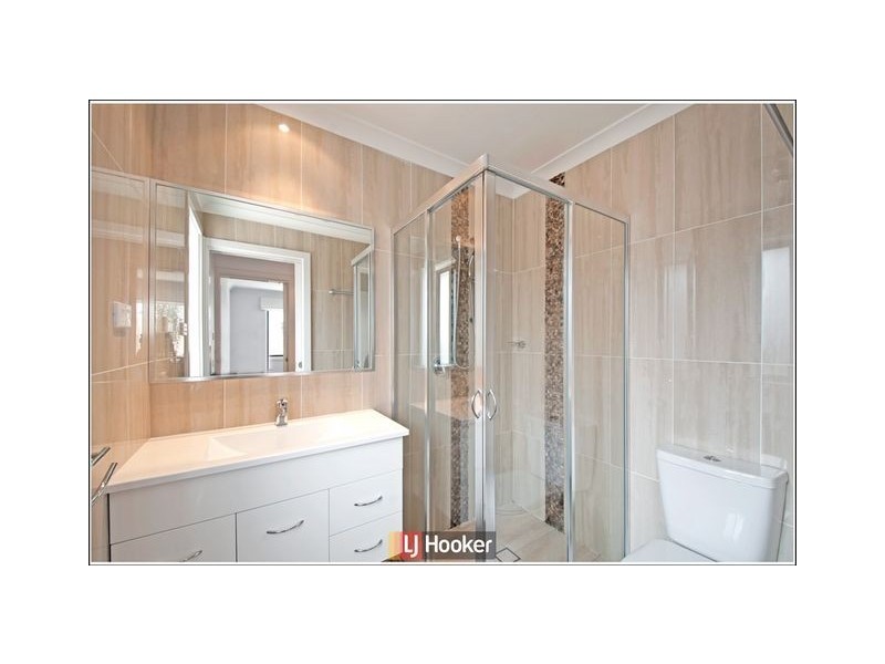 13 Leslie Dwyer Street, Forde ACT 2914