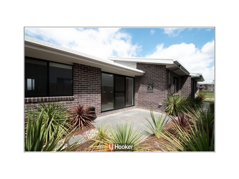 13 Leslie Dwyer Street, Forde ACT 2914