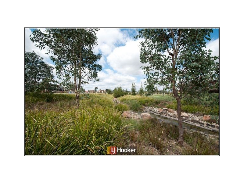 13 Leslie Dwyer Street, Forde ACT 2914