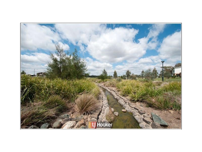 13 Leslie Dwyer Street, Forde ACT 2914