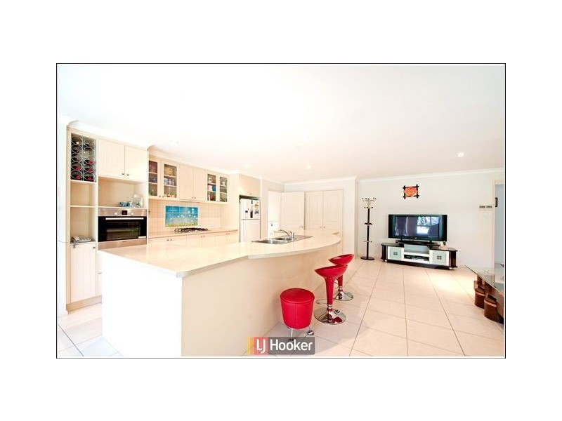 5 Dimby Street, Harrison ACT 2914