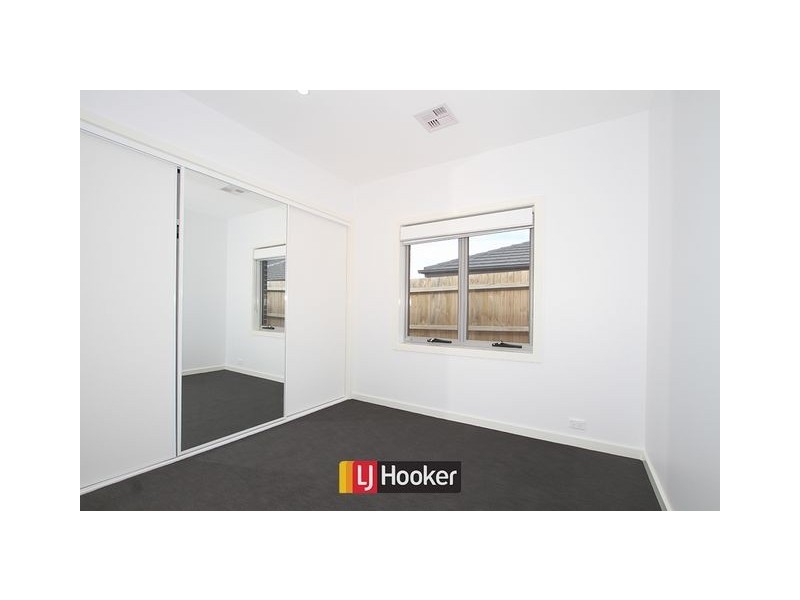 12 Villaret Street, Harrison ACT 2914