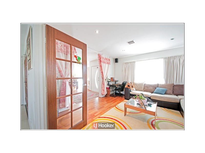 356 Anthony Rolfe Avenue, Harrison ACT 2914