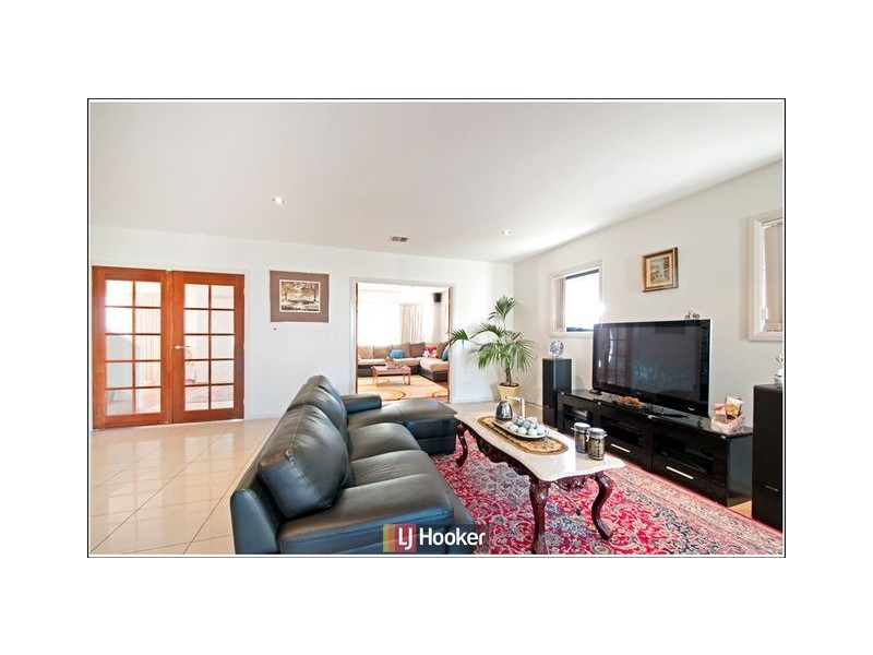 356 Anthony Rolfe Avenue, Harrison ACT 2914