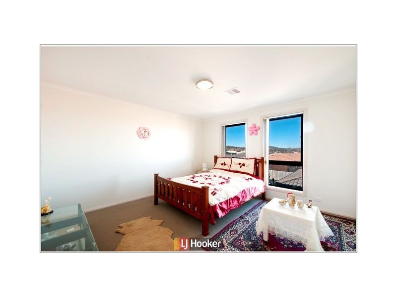 356 Anthony Rolfe Avenue, Harrison ACT 2914