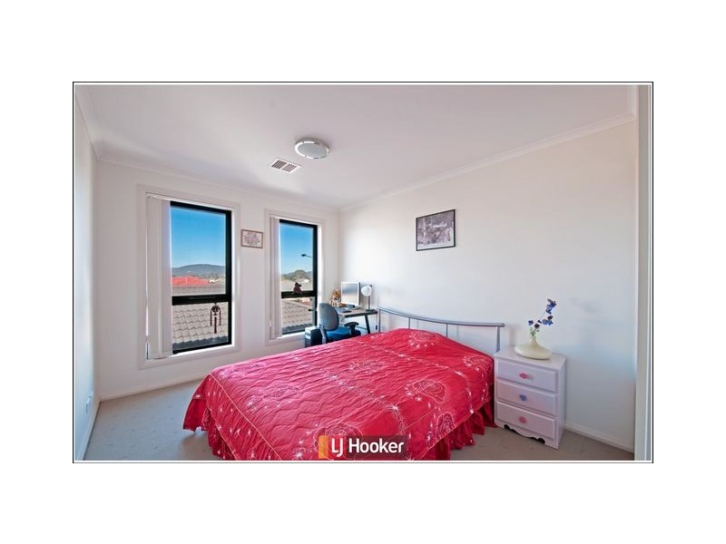 356 Anthony Rolfe Avenue, Harrison ACT 2914