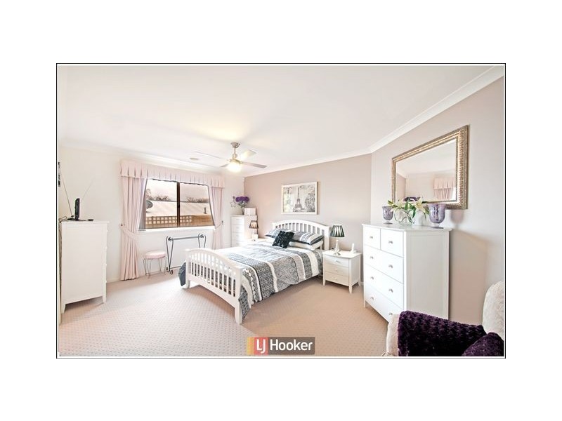 32 Wanderer Court, Amaroo ACT 2914